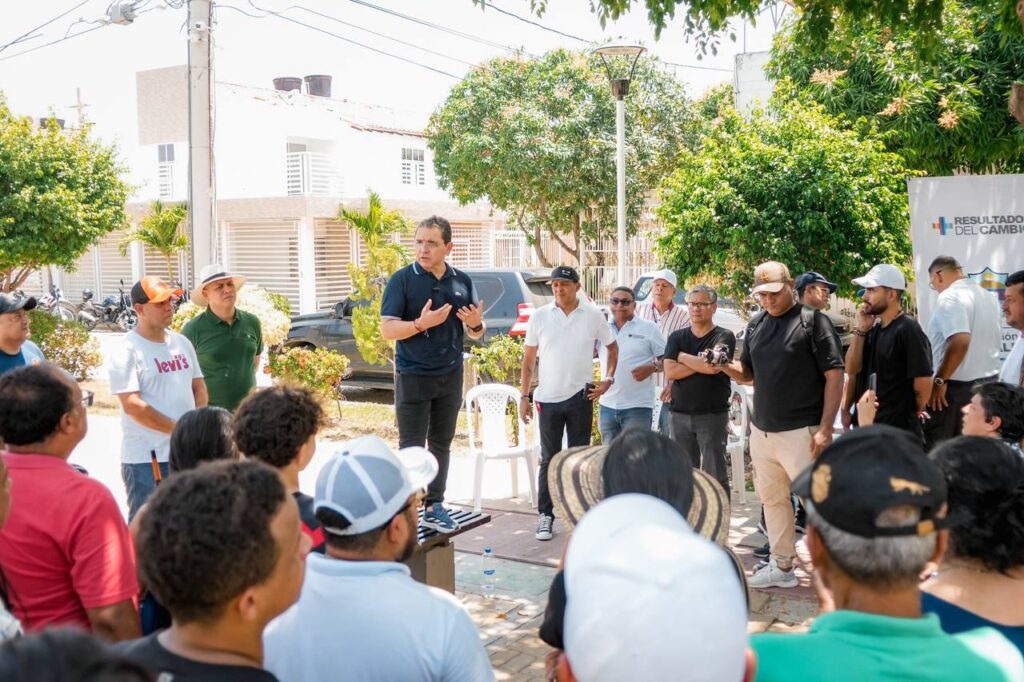 Pavimentación de 35 nuevas vías empieza en Santa Marta
