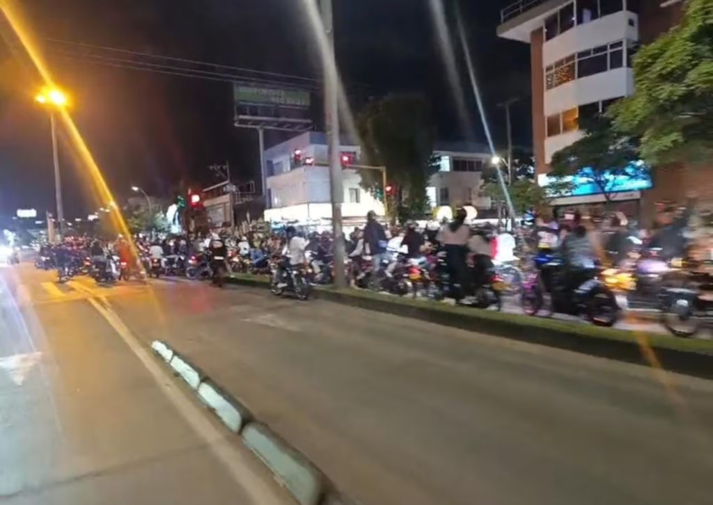 Descontrolada caravana de motos en Cali genera dura respuesta del Secretario de Movilidad